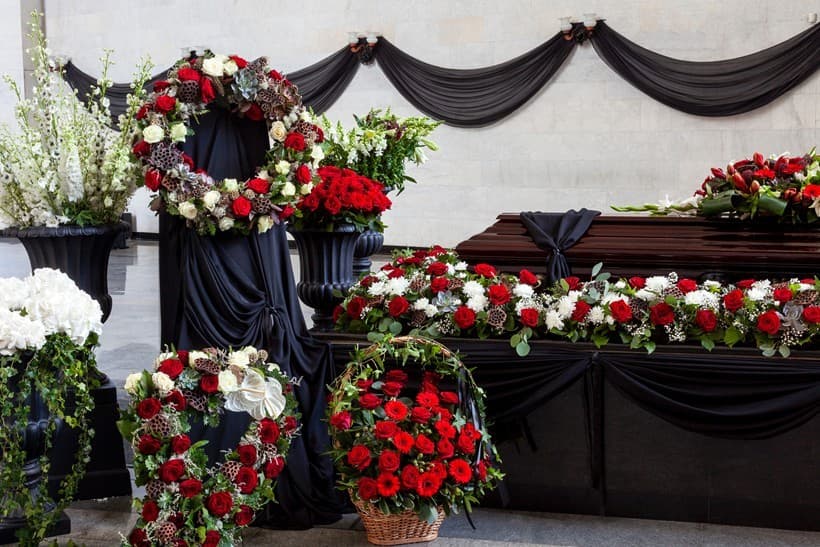 Coronas funerarias en Ferrol