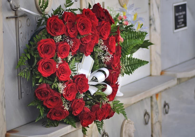 Envío de coronas en Ferrol