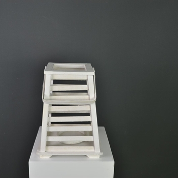 Farol de madera blanca. - Imagen 1