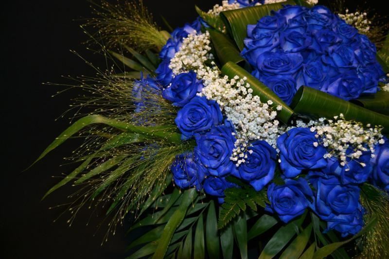 Ramo de 60 rosas azules - Imagen 3